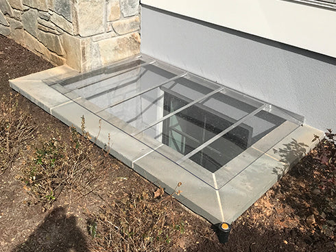 Flat Window Well Cover - Rust Free Aluminum - Transparent Rigid high-grade polycarbonate - Made In Canada - Model # WWC883-Taimco