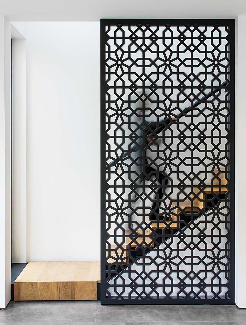 Gorgeous Laser Cut Design Metal Privacy Panel | Classic Metal Art Accent Modular Partition Screen | Made in Canada – Model # PP594-Taimco