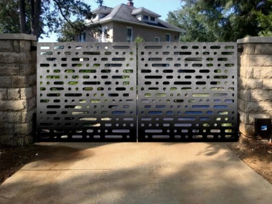 Simple Laser Cut Artistic Linear Line Design Metal Garden Gate | Modern Fabrication Metal Yard Gate | Made in Canada – Model # 782-Taimco