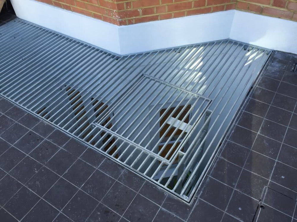 Steel Window Well Flat Bar Grates | Powder Coated Steel | Flat Bars Rigid Grate Cover | Made in Canada - Model # WWC892-Taimco