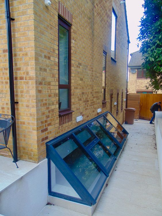 Super Slant Window Well Cover - Rust Free Aluminum - Model # WWC880-Taimco