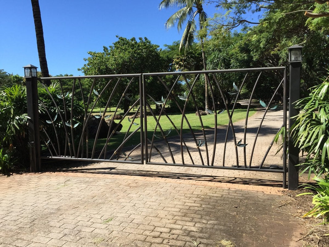 Botanic Flow – Plasma-Cut Steel Driveway Gate Model # DWG171