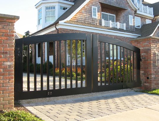 Amorbach Steel Driveway Gate | Model # 710-Taimco