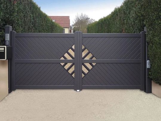 Modern Metal Entrance Gate | Gorgeous Block Heavy Duty Gate | Made In Canada – Model # 705-Taimco