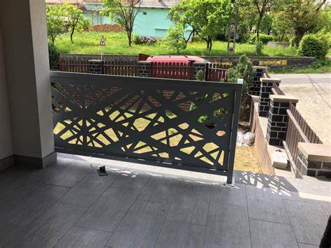 Plasma Cut Metal Deck Railing Panel | Privacy Screen, Railing Balcony Panel | Decorative Modern Panels | Made in Canada | Model # DRP970-Taimco