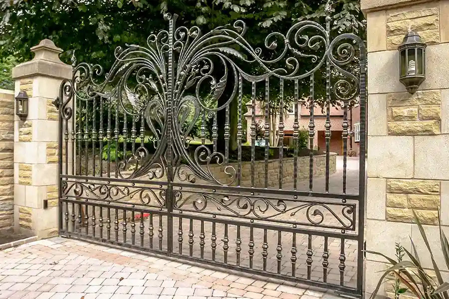 Royal Luxurious Victorian style Steel Driveway Gate | Custom Fabricated Metal Entrance Gate | Made in Canada – Model # 849-Taimco