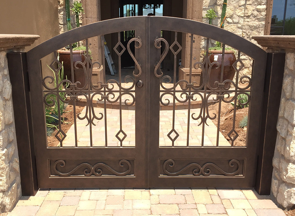 Unique A-Shape Top Design Fence Metal Garden Gate | Classic Fabrication Metal Back Yard Gate | Made in Canada – Model # 330