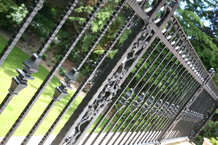 Athena Wrought Iron Balcony Railing Design - Railing Balcony Panels - Traditional Style Rail - Made in Canada - Model # DRP992