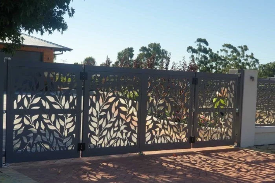 Laser Cut Beautiful Leaf Art Driveway Gate | Custom Heavy Duty Metal Entrance Gate | Made in Canada – Model # 847