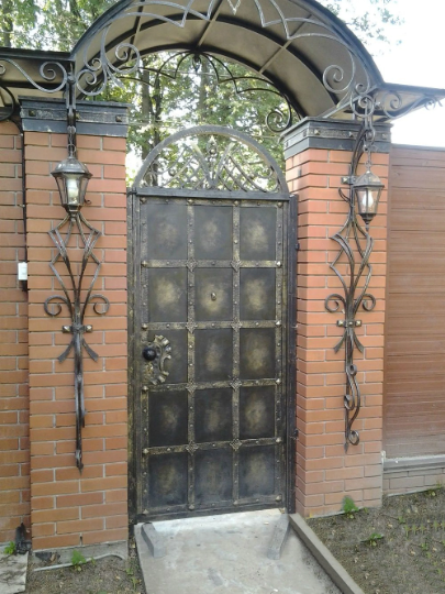 Beautiful Decorative Design Metal Garden Gate | Custom Fabrication Metal Back Yard Gate | Made in Canada – Model # 838