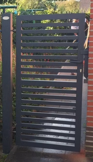 Modern Solid Horizontal Stripe Metal Side walk Gate | Unique Custom Fabrication Metal Garden Gate | Made in Canada – Model # 213